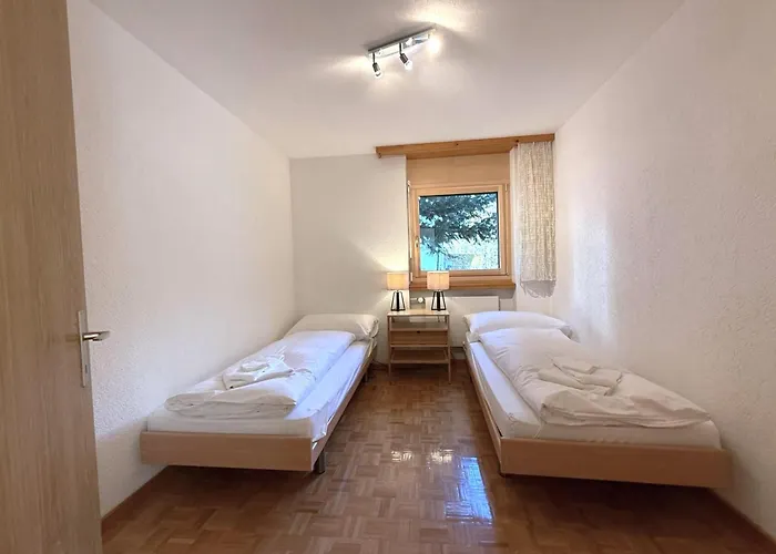 Schwarzhorn 3- Komplett Renoviert, Tolle Aussicht! Lägenhet