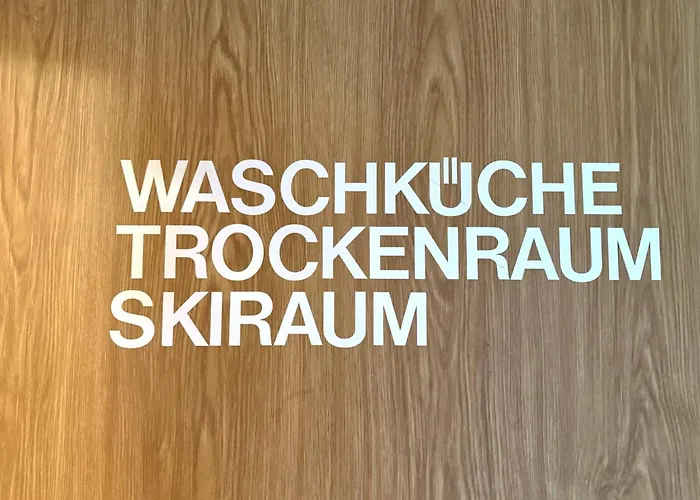 Schwarzhorn 3- Komplett Renoviert, Tolle Aussicht! Lägenhet Leukerbad