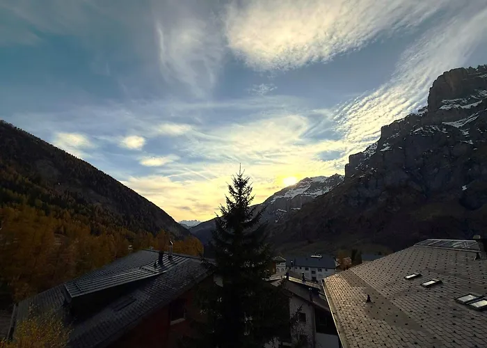 Schwarzhorn 3- Komplett Renoviert, Tolle Aussicht! * Leukerbad
