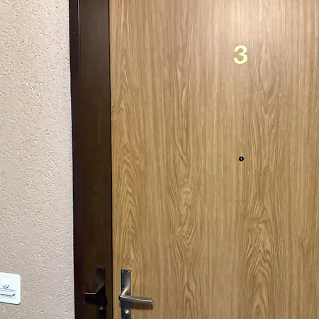 Schwarzhorn 3- Komplett Renoviert, Tolle Aussicht! Apartamento Leukerbad