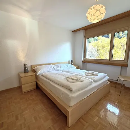 Schwarzhorn 3- Komplett Renoviert, Tolle Aussicht! Apartamento *